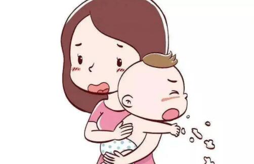 婴儿吐奶频繁是什么原因 新生儿吐奶严重怎么缓解？