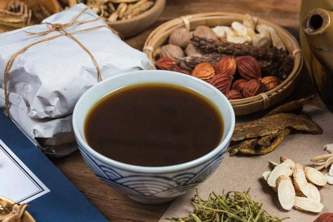 妇科带下是什么病？吃贡方堂金巢膏调理有用吗？