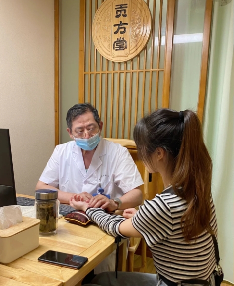 新加坡看妇科月经不调病哪家中医诊所好？