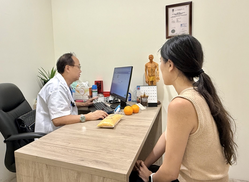 月经量少颜色黑怎么办？新加坡最好的妇科医生是谁？