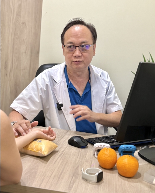 多囊卵巢怎么办？新加坡最好的妇科医生是谁？