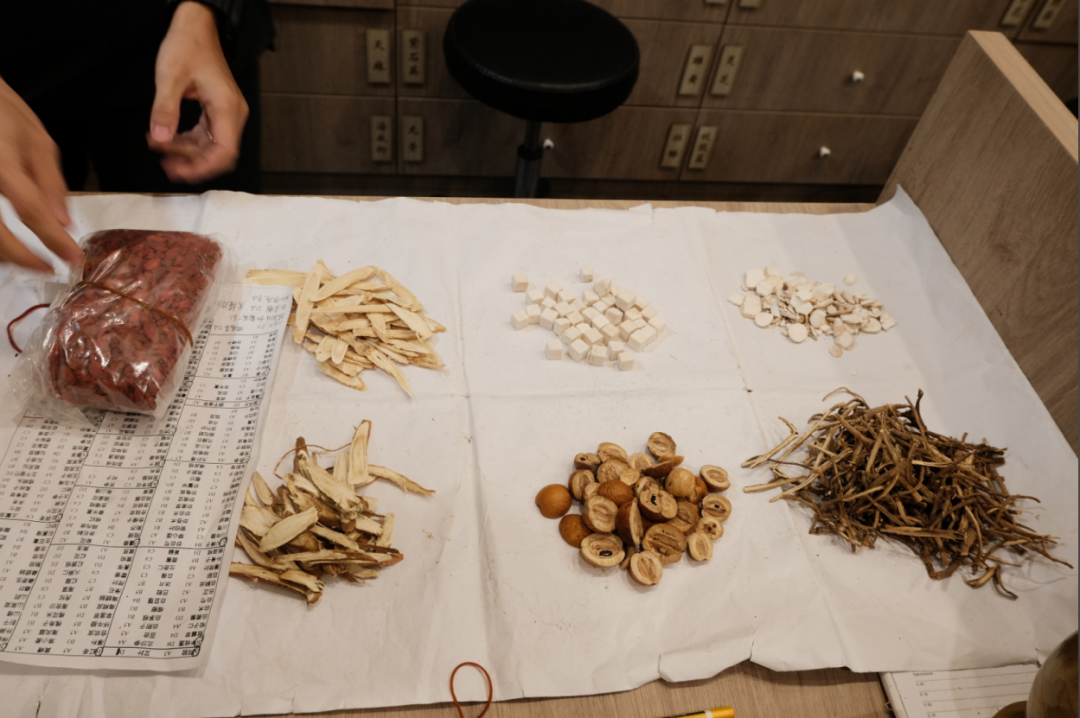 痛经很严重怎么办？新加坡哪家中医诊所比较好？
