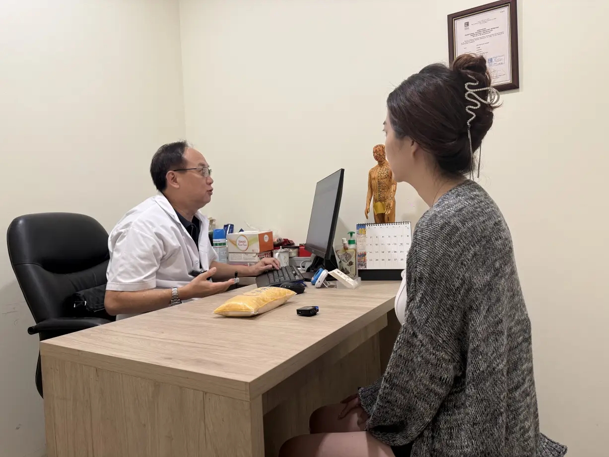 月经推迟量少怎么办？新加坡哪里看月经失调的中医好？
