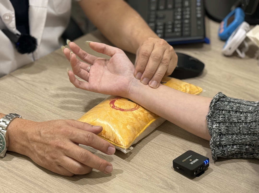 23岁就闭经怎么办？新加坡有看妇科的老中医吗？