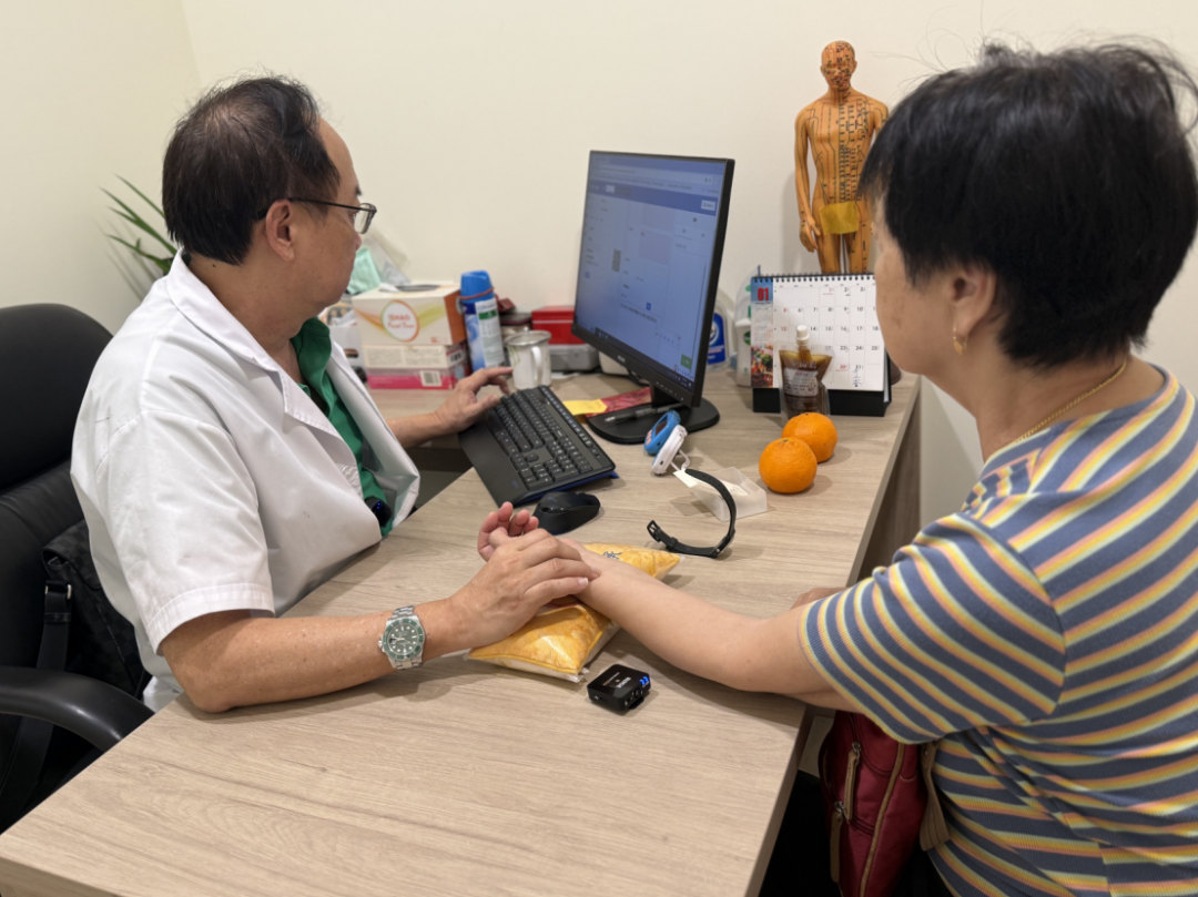 乳房疼痛、刺痛什么原因？新加坡有好的中医吗？
